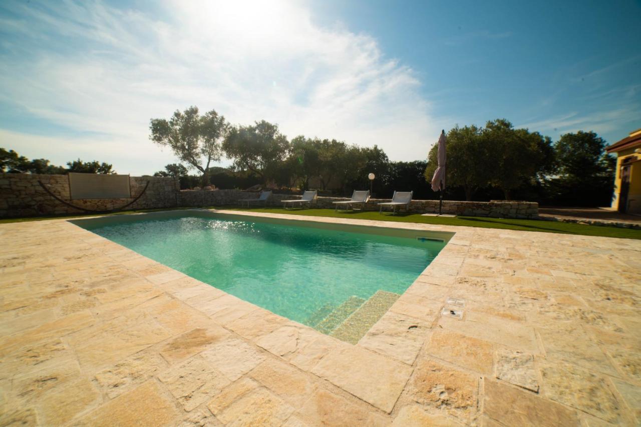 Villa Patrizia-Luxury Villa Mottola Eksteriør bilde