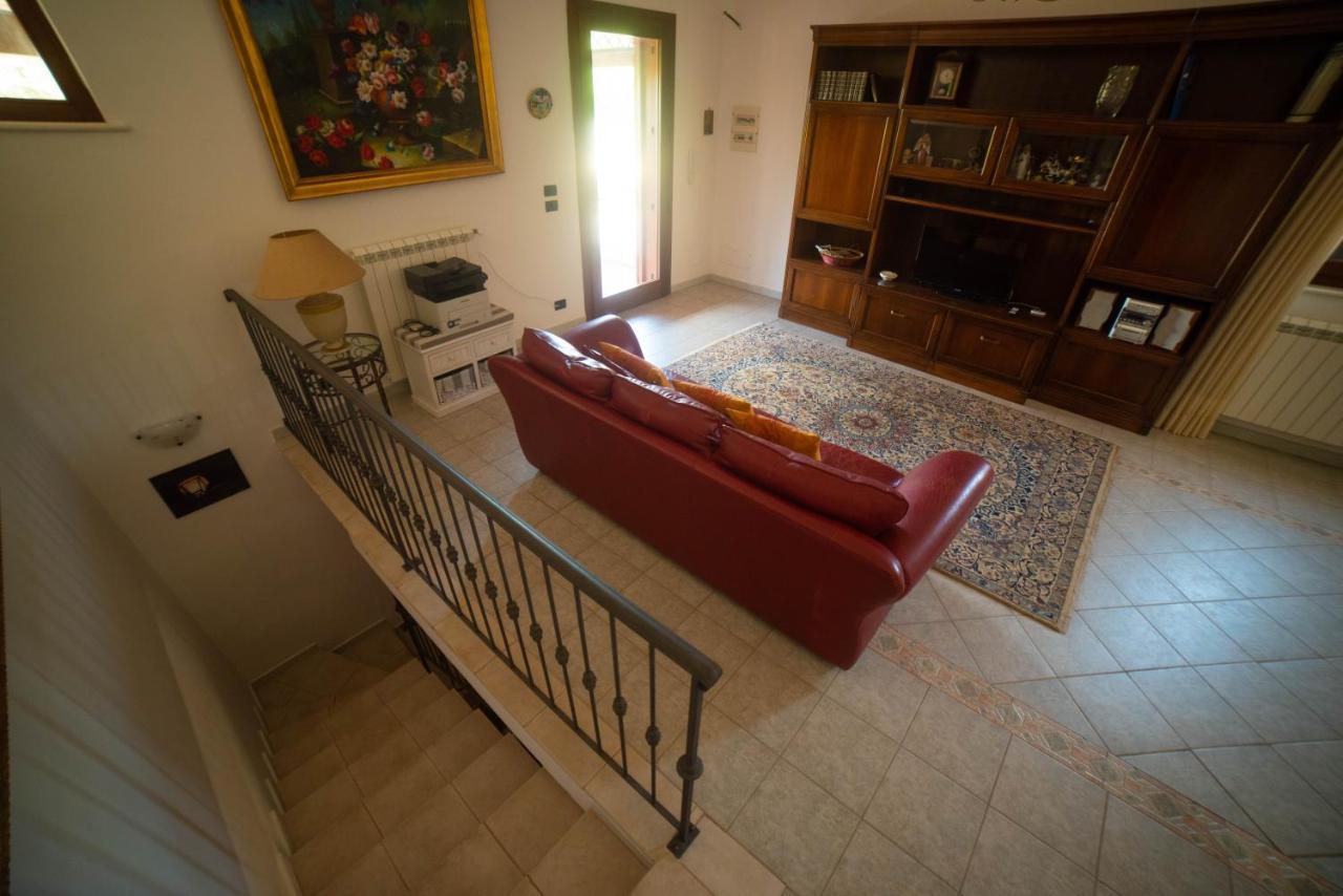 Villa Patrizia-Luxury Villa Mottola Eksteriør bilde