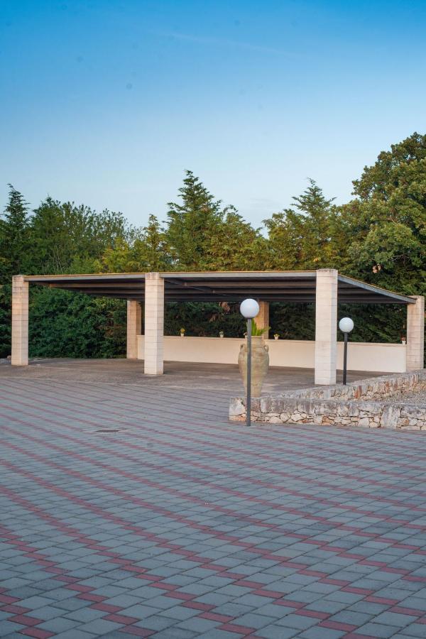 Villa Patrizia-Luxury Villa Mottola Eksteriør bilde